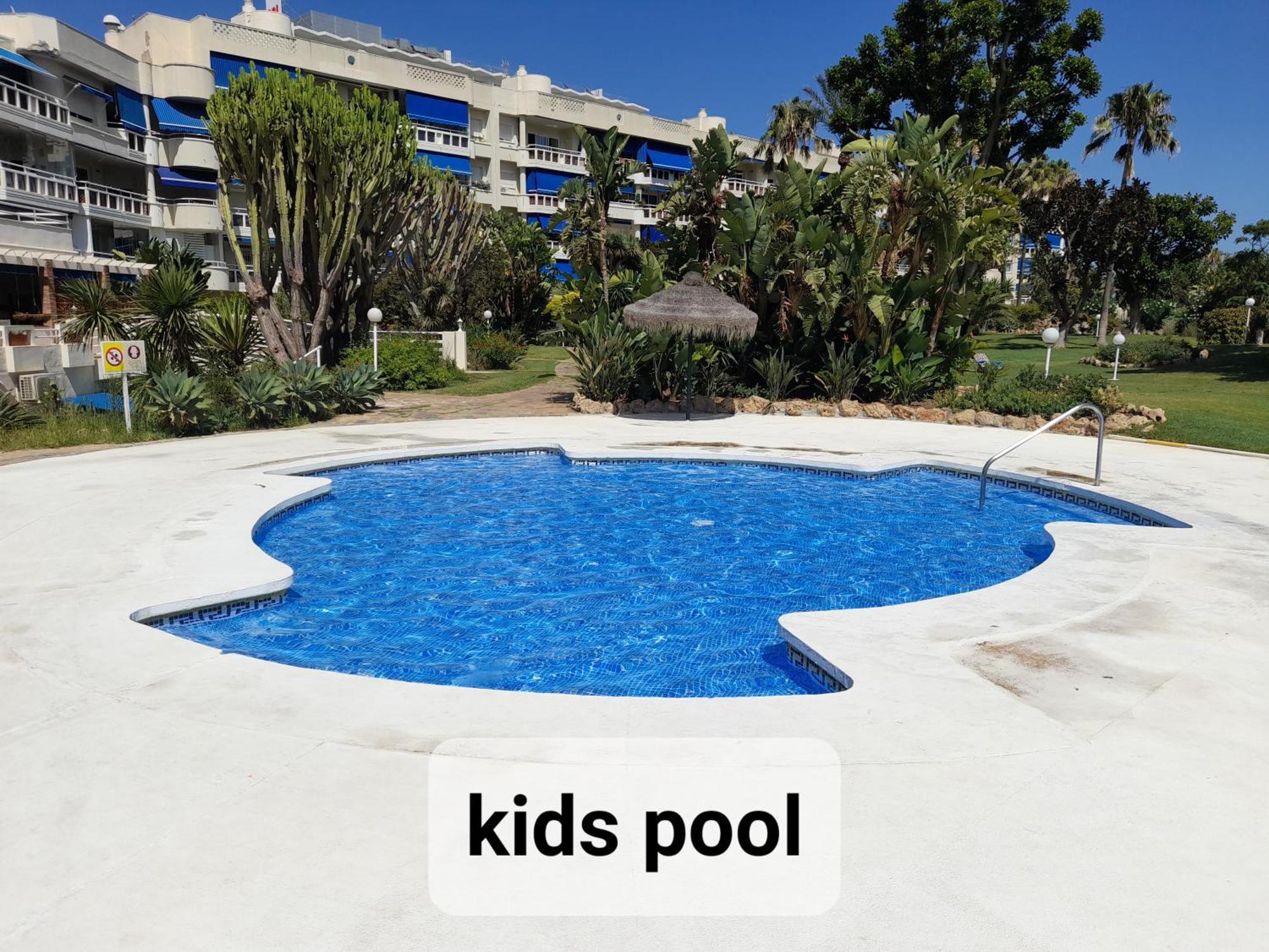 Costa Lago Beach Торремолинос Экстерьер фото